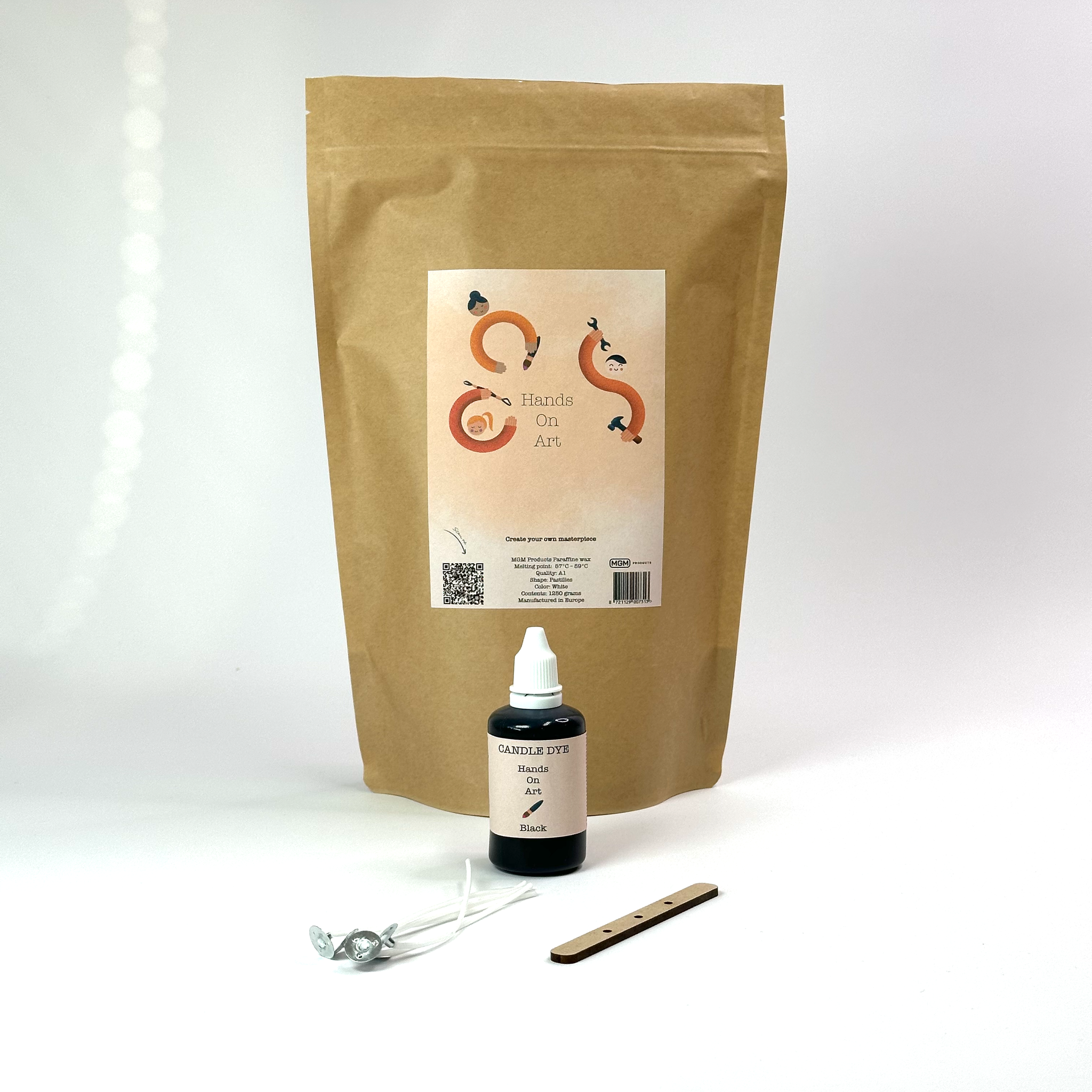 Hands On Art - Basis Kaarsenmaakset - 1,25 kg Kaarsvet & 50/20/10 ml zwarte candle dye